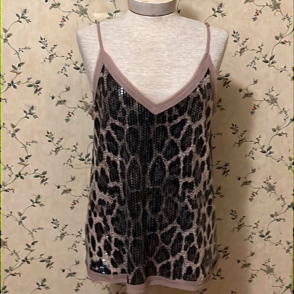 Larkin sequin cami